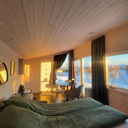 Villa Badstue Ved Elven I Varangerbotn Extérieur photo