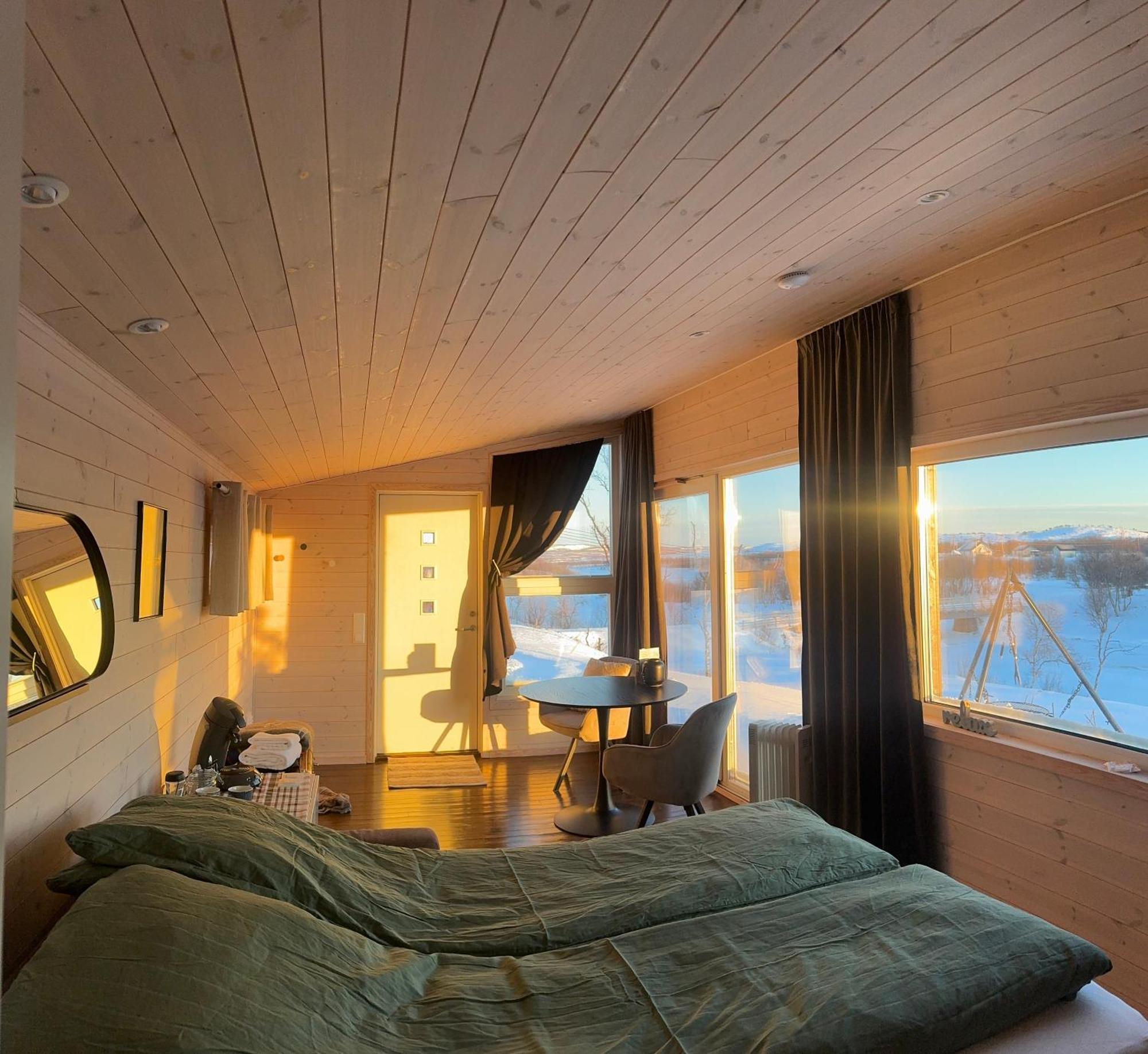 Villa Badstue Ved Elven I Varangerbotn Extérieur photo